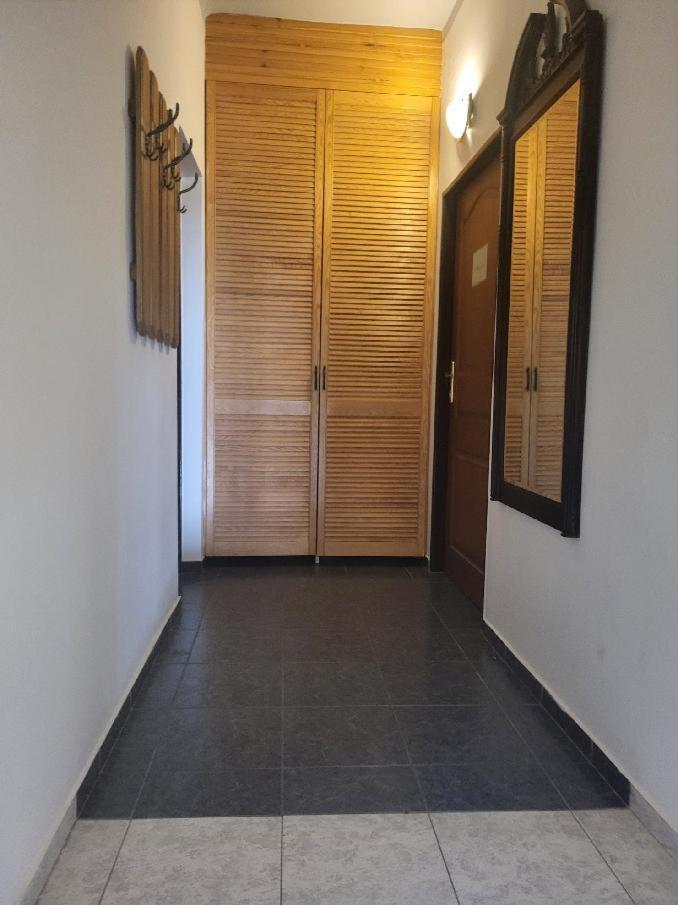 Sunflower Prague Apartments And Suites Εξωτερικό φωτογραφία