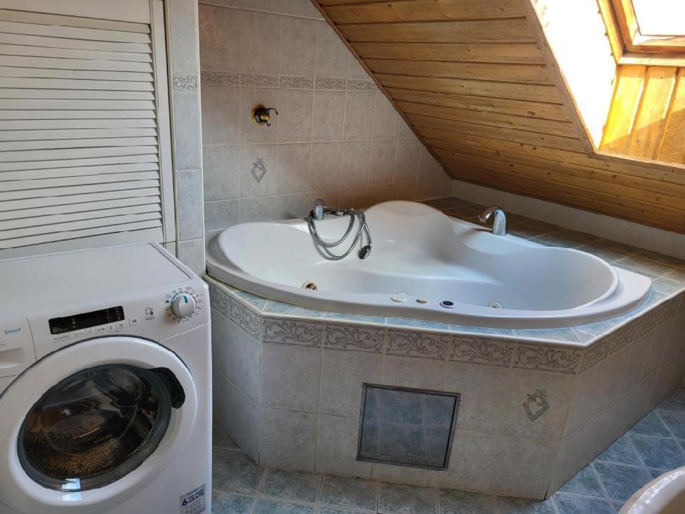 Sunflower Prague Apartments And Suites Εξωτερικό φωτογραφία